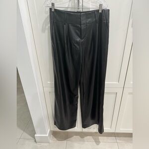 Alice + Olivia Classic Black pleather pants size 8